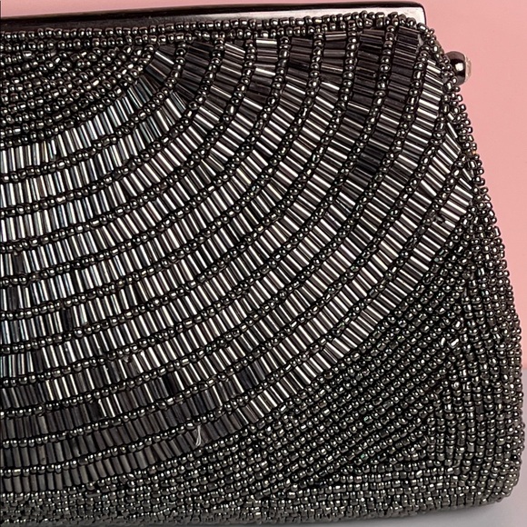 Moyna Silver Clutch Bag/Purse